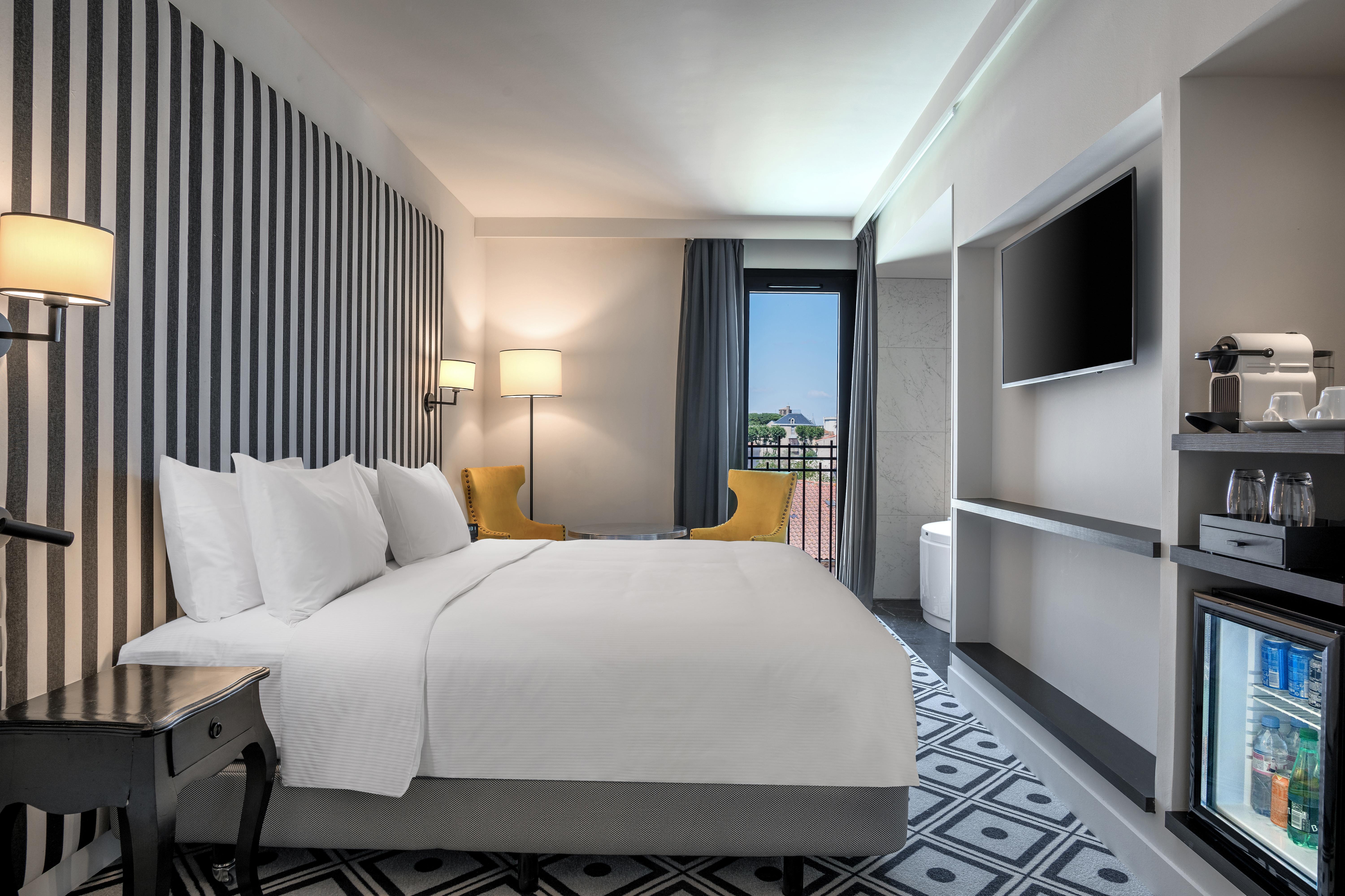Du Roi & By Sowell Collection Hotel 5*